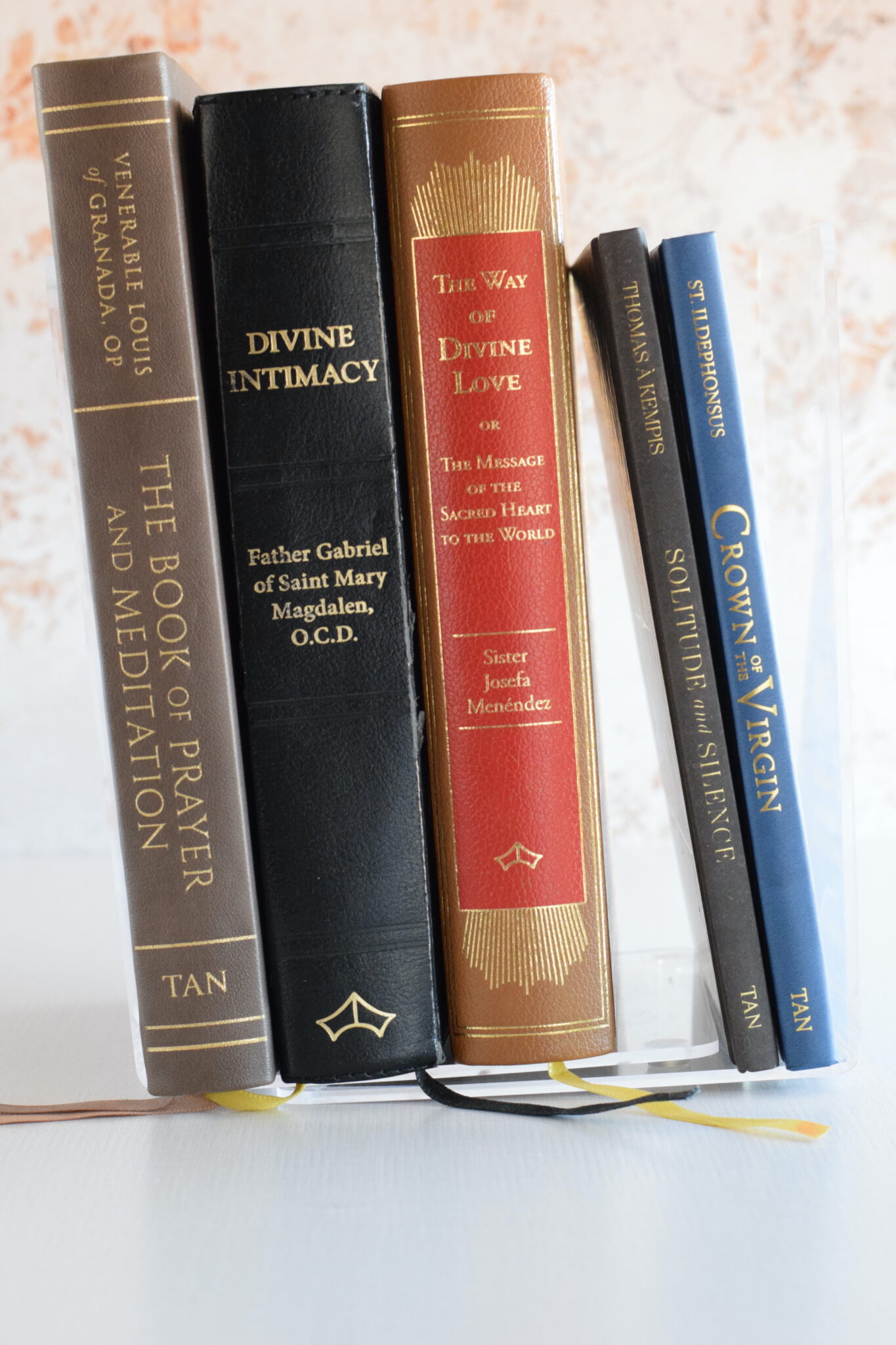 Favorite Spiritual Reading Books for Meditation + Contemplation ...